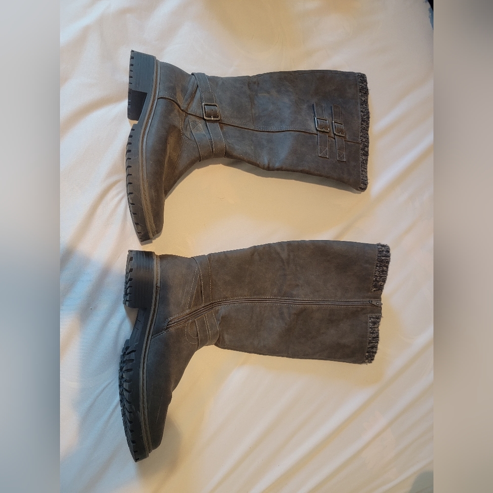 Gray Boots - Size 9